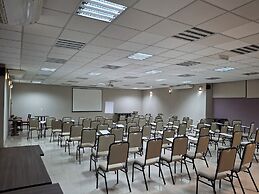 Onix Inn Hotel Cravinhos