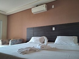 Onix Inn Hotel Cravinhos