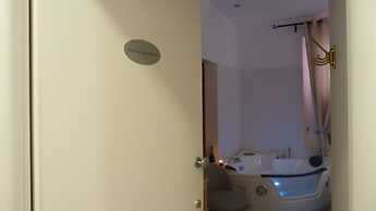 Flatinrome Trastevere Deluxe Rooms