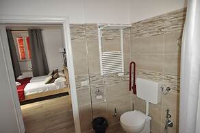 Flatinrome Trastevere Deluxe Rooms