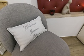 Flatinrome Trastevere Deluxe Rooms