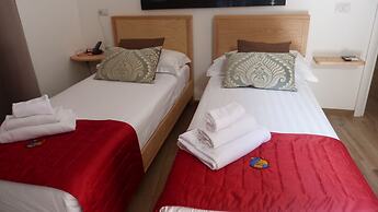 Flatinrome Trastevere Deluxe Rooms