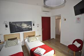 Flatinrome Trastevere Deluxe Rooms