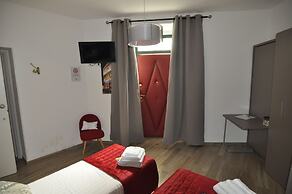 Flatinrome Trastevere Deluxe Rooms