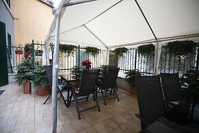 Flatinrome Trastevere Deluxe Rooms