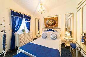 Casa Nostra Boutique Hotel