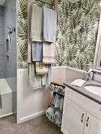 The Palms 3 Bedroom Condo by RedAwning