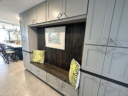 The Palms 3 Bedroom Condo by RedAwning