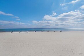 The Palms 3 Bedroom Condo by RedAwning