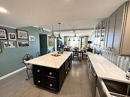 The Palms 3 Bedroom Condo by RedAwning