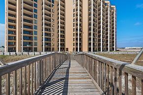 The Palms 3 Bedroom Condo by RedAwning