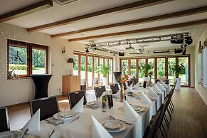 Hotel Platan