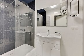 Dom & House Winter Residence