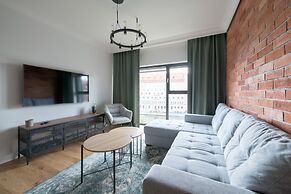 Dom & House Winter Residence