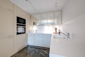 Dom & House Winter Residence