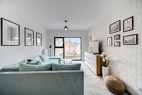 Dom & House Winter Residence