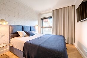 Dom & House Winter Residence