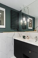 Dom & House Winter Residence