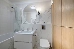 Dom & House Winter Residence