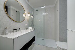 Dom & House Winter Residence