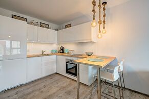 Dom & House Winter Residence