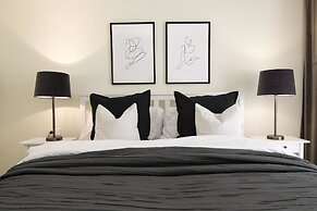 ELD3- Spacious 3 bedroom apt close to Puerto Banus