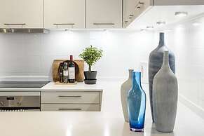 ELD3- Spacious 3 bedroom apt close to Puerto Banus