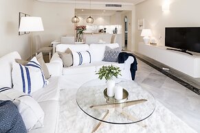 ELD3- Spacious 3 bedroom apt close to Puerto Banus