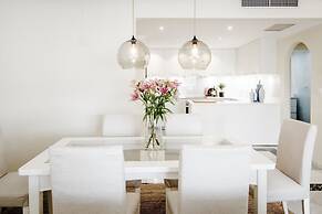 ELD3- Spacious 3 bedroom apt close to Puerto Banus