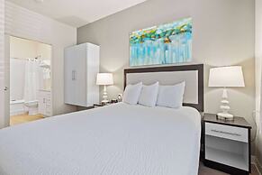 WaterWalk Extended Stay by Wyndham Kansas City - Overland Pk