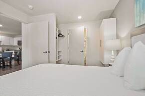 WaterWalk Extended Stay by Wyndham Kansas City - Overland Pk