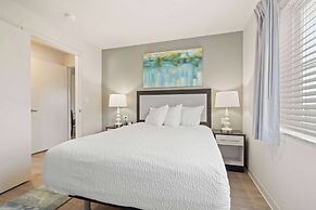 WaterWalk Extended Stay by Wyndham Kansas City - Overland Pk