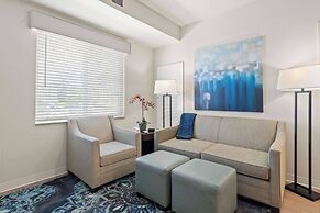 WaterWalk Extended Stay by Wyndham Kansas City - Overland Pk