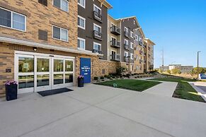 WaterWalk Extended Stay by Wyndham Kansas City - Overland Pk