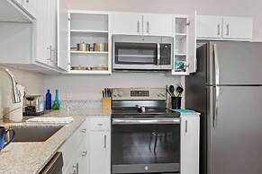 WaterWalk Extended Stay by Wyndham Kansas City - Overland Pk