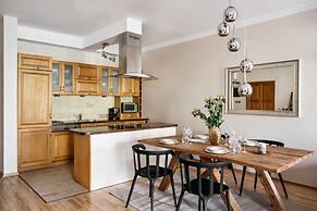 Fresco Apartment - LoftAffair