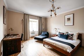 Fresco Apartment - LoftAffair