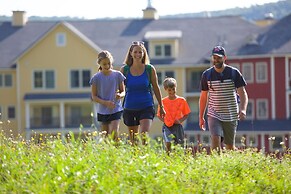 Ski-in, Ski-out 2 Br With View Of Ski Lift! 2 Bedroom Condo by RedAwni