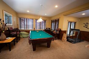 Luxury 6br Solitude Ge- Indoor Bball Court, Private Tub 6 Bedroom Home