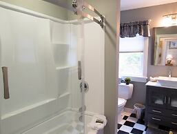 Luxury 6br Solitude Ge- Indoor Bball Court, Private Tub 6 Bedroom Home