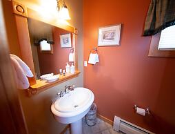 Luxury 6br Solitude Ge- Indoor Bball Court, Private Tub 6 Bedroom Home