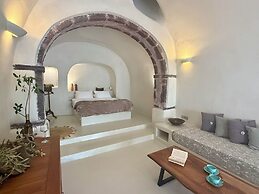 Elysian Elia Heritage