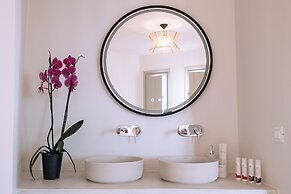 Elysian Elia Heritage