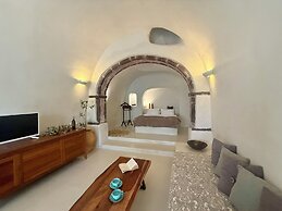 Elysian Elia Heritage