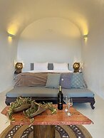 Elysian Elia Heritage