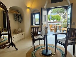 Elysian Elia Heritage