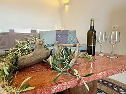 Elysian Elia Heritage