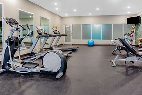 La Quinta Inn & Suites by Wyndham San Antonio Alamo City