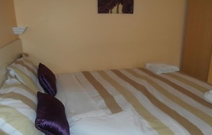 Central Guest House Hotel