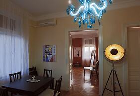 Villa in city center